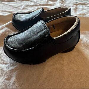 🔴Boys Palace black dress loafers size 5.